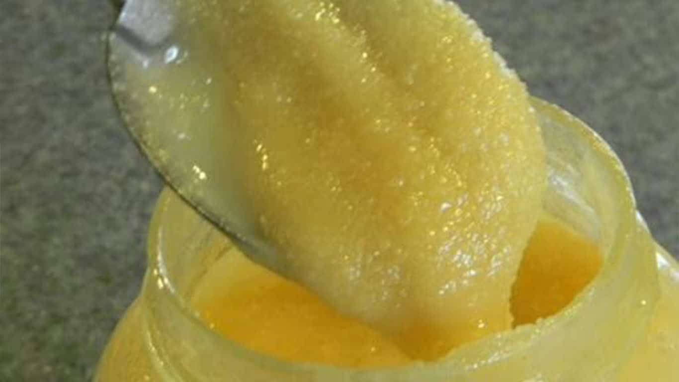 شکرک زدن عسل